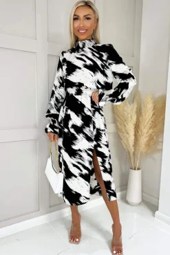 Black And White Printed Shirred Detail Midi Dress