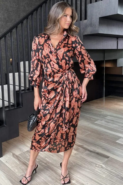 Black Abstract Print 3/4 Sleeved Tie Waist Midi Dress