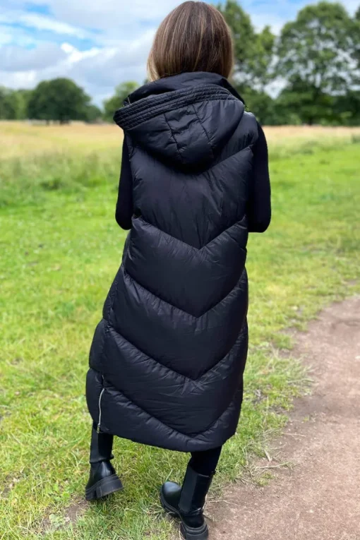 Black Hooded Puffer Gilet